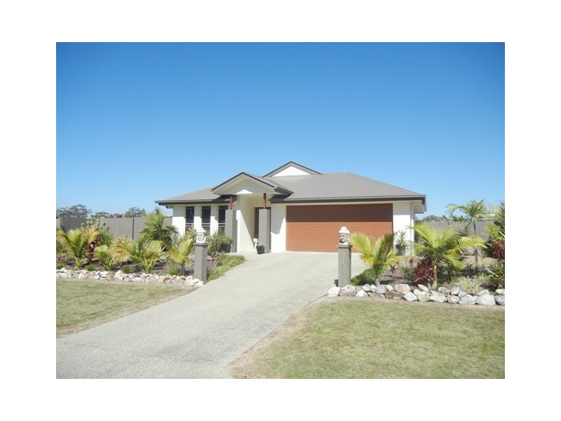 10 Habitat Cct, Cooloola Cove QLD 4580