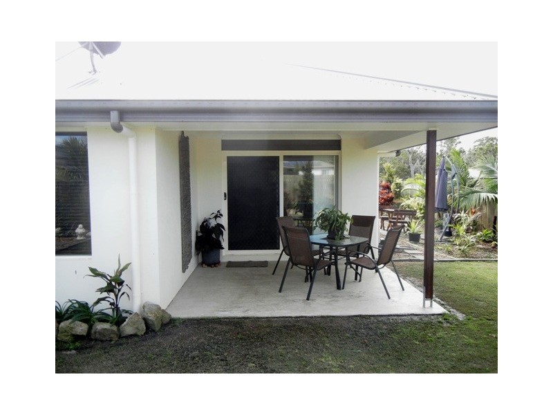 10 Habitat Cct, Cooloola Cove QLD 4580