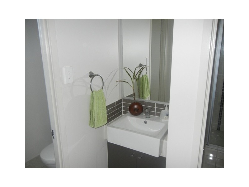 10 Habitat Cct, Cooloola Cove QLD 4580