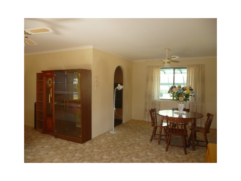 11 Salmon St, Tin Can Bay QLD 4580