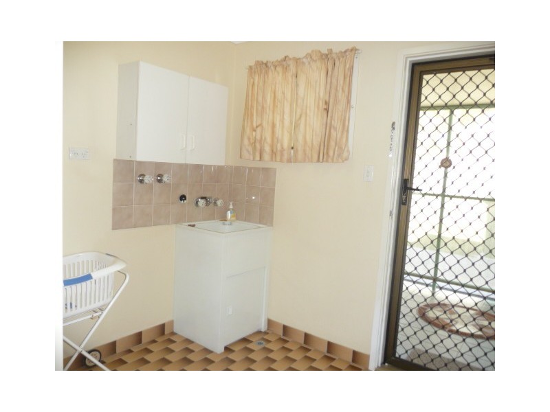 11 Salmon St, Tin Can Bay QLD 4580