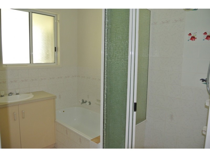 117 Emperor Street, Tin Can Bay QLD 4580