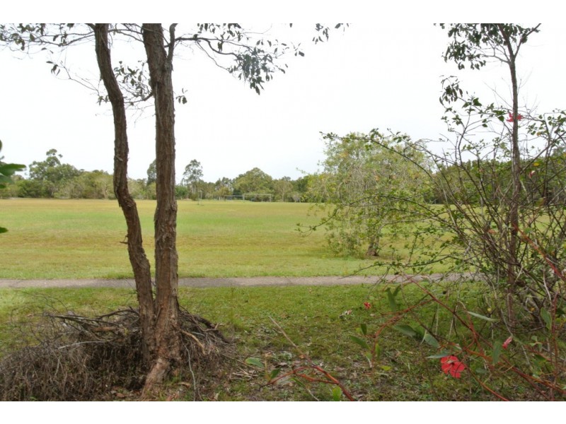 117 Emperor Street, Tin Can Bay QLD 4580