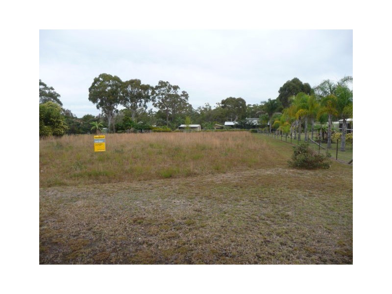 126 Bayside Road, Cooloola Cove QLD 4580