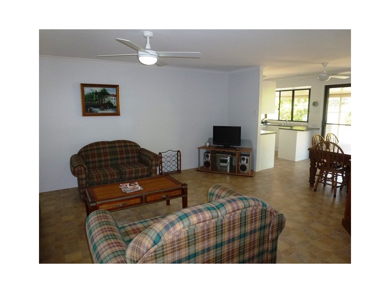 18 Acacia Crescent, Tin Can Bay QLD 4580
