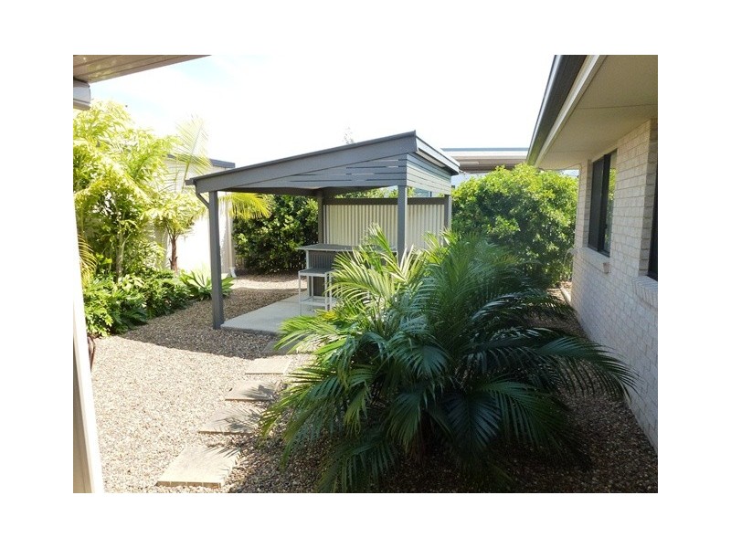 18 Acacia Crescent, Tin Can Bay QLD 4580