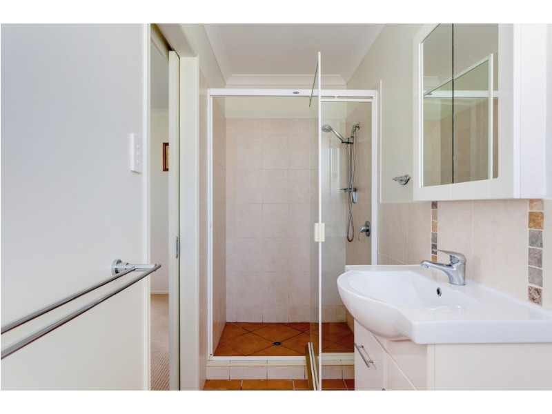 12 Kanimbla Avenue, Cooloola Cove QLD 4580