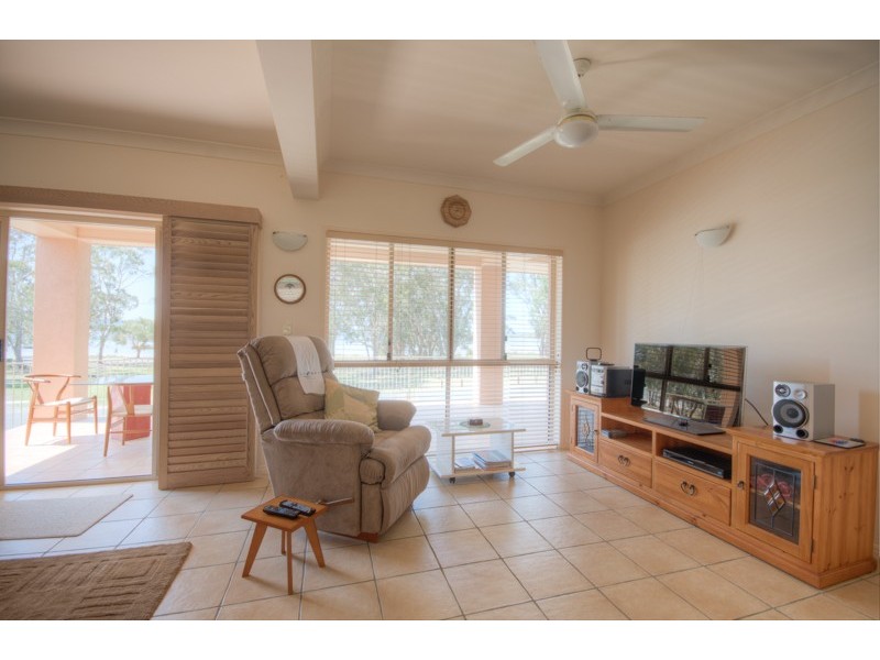 60 Esplanade, Tin Can Bay QLD 4580