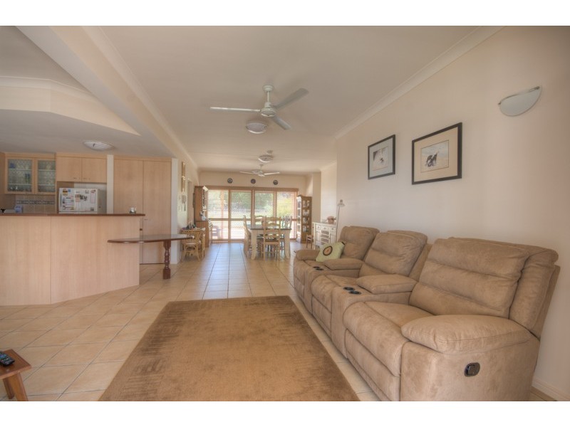 60 Esplanade, Tin Can Bay QLD 4580