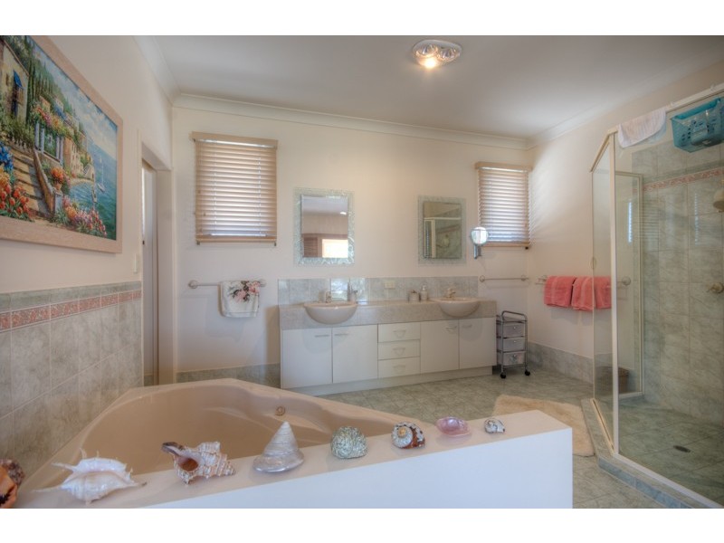 60 Esplanade, Tin Can Bay QLD 4580