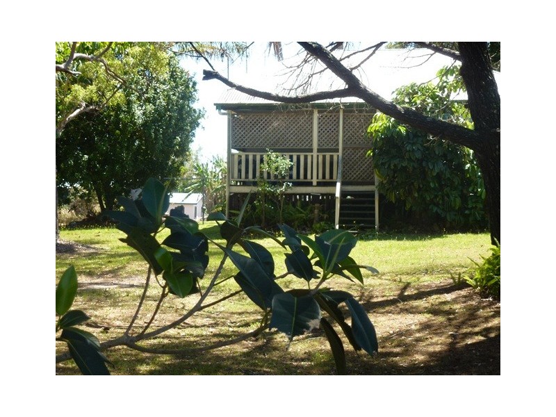 15 Squire Street, Tin Can Bay QLD 4580