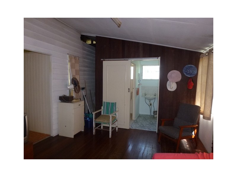 15 Squire Street, Tin Can Bay QLD 4580