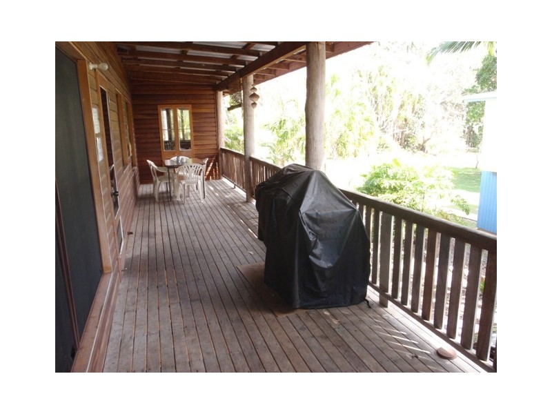 6 Squire Street, Tin Can Bay QLD 4580