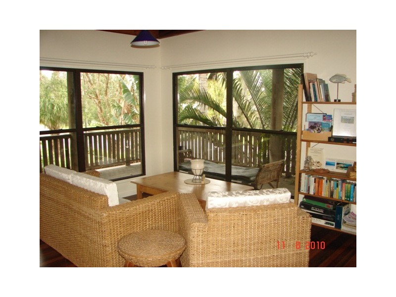 6 Squire Street, Tin Can Bay QLD 4580