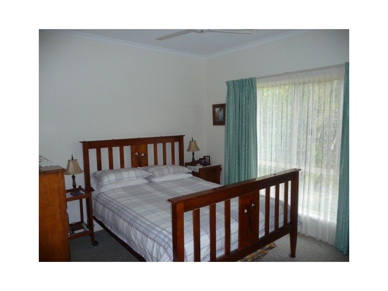 16 Sweetlip Circle, Tin Can Bay QLD 4580