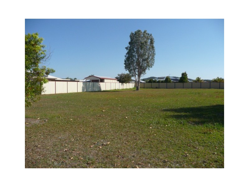 8 Fyshburn Drive, Cooloola Cove QLD 4580