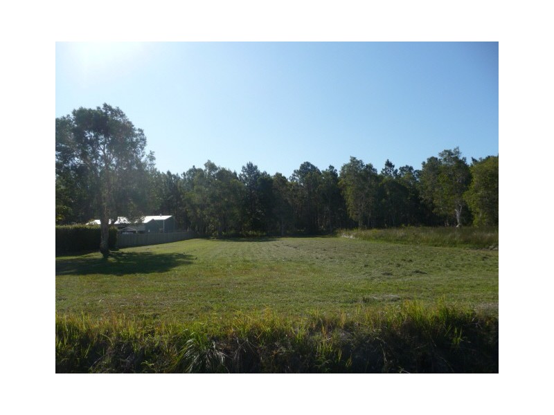 34 Endeavour Dr, Cooloola Cove QLD 4580