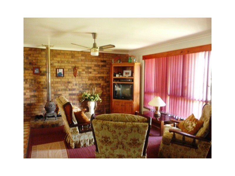 1 Barramundi St, Tin Can Bay QLD 4580