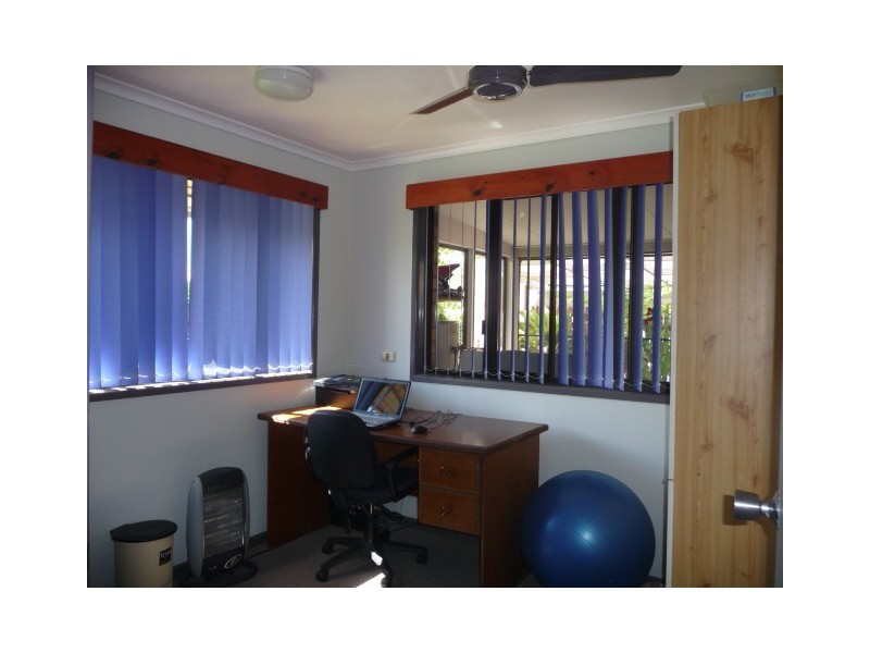 1 Barramundi St, Tin Can Bay QLD 4580