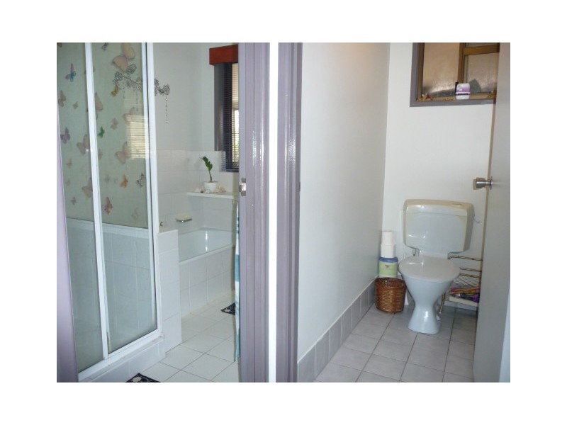 1 Barramundi St, Tin Can Bay QLD 4580