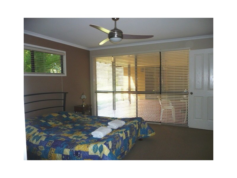 33 Golden Hind Ave, Cooloola Cove QLD 4580