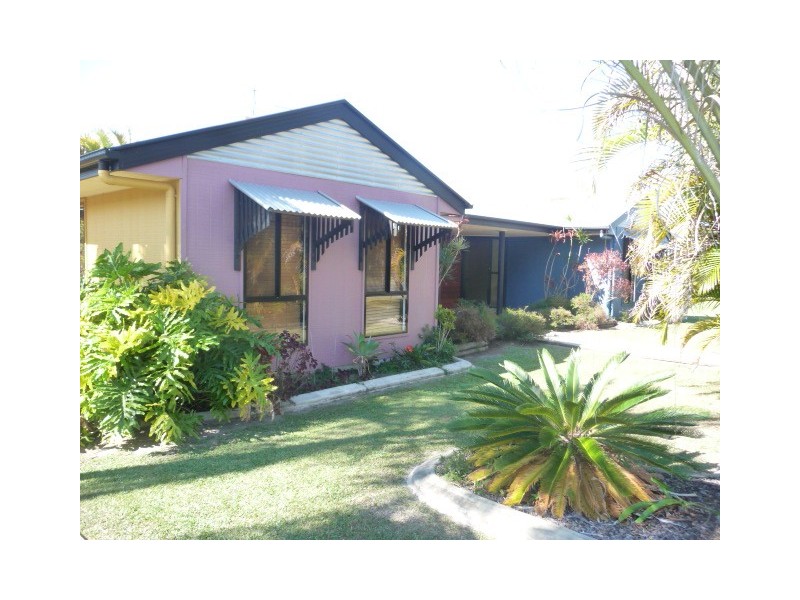 33 Golden Hind Ave, Cooloola Cove QLD 4580