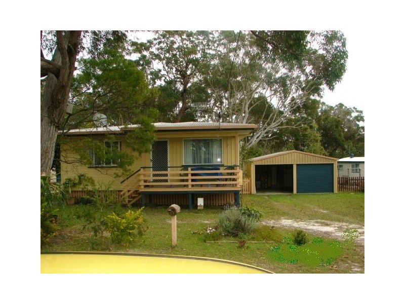 29 Ark Royal Drive, Cooloola Cove QLD 4580