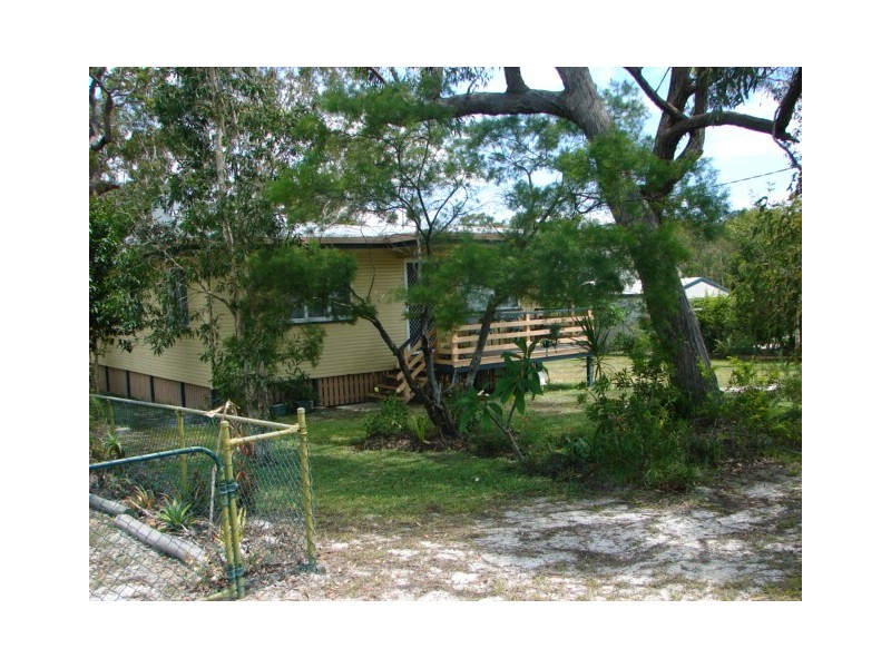 29 Ark Royal Drive, Cooloola Cove QLD 4580