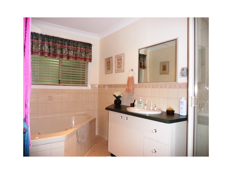 20 Beagle Avenue, Cooloola Cove QLD 4580