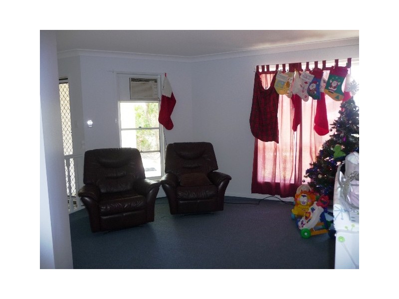 10 Pinta Crt, Cooloola Cove QLD 4580
