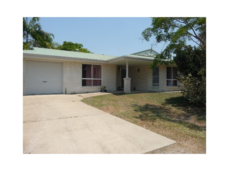 10 Pinta Crt, Cooloola Cove QLD 4580