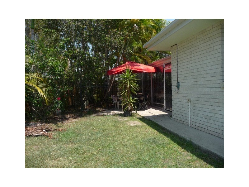 10 Pinta Crt, Cooloola Cove QLD 4580