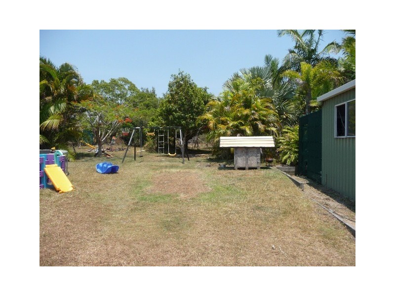 10 Pinta Crt, Cooloola Cove QLD 4580