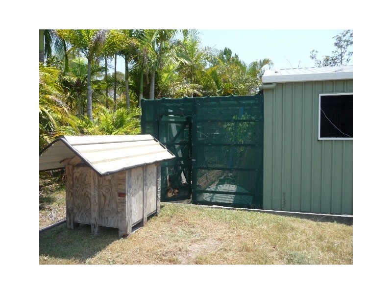 10 Pinta Crt, Cooloola Cove QLD 4580