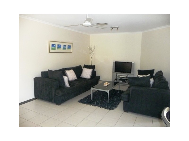 14 Mauretania Avenue, Cooloola Cove QLD 4580