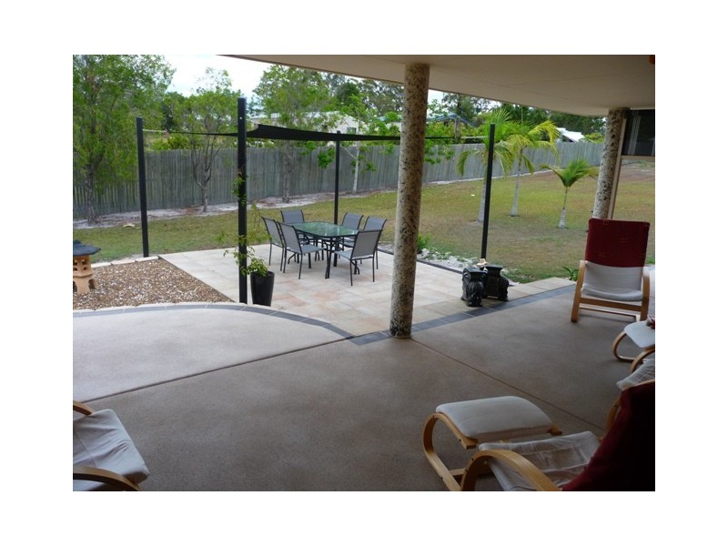 14 Mauretania Avenue, Cooloola Cove QLD 4580