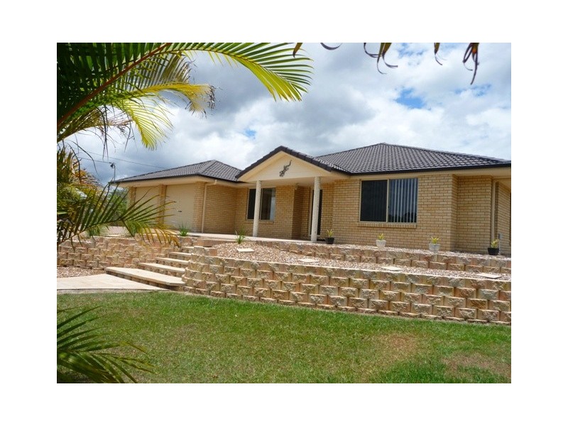 14 Mauretania Avenue, Cooloola Cove QLD 4580