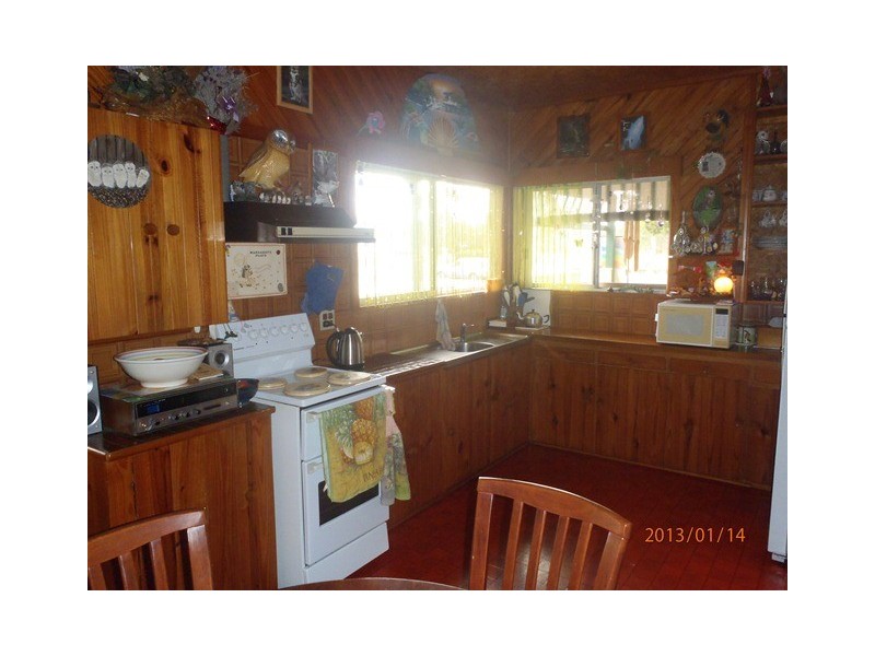 63 Gympie Road, Tin Can Bay QLD 4580