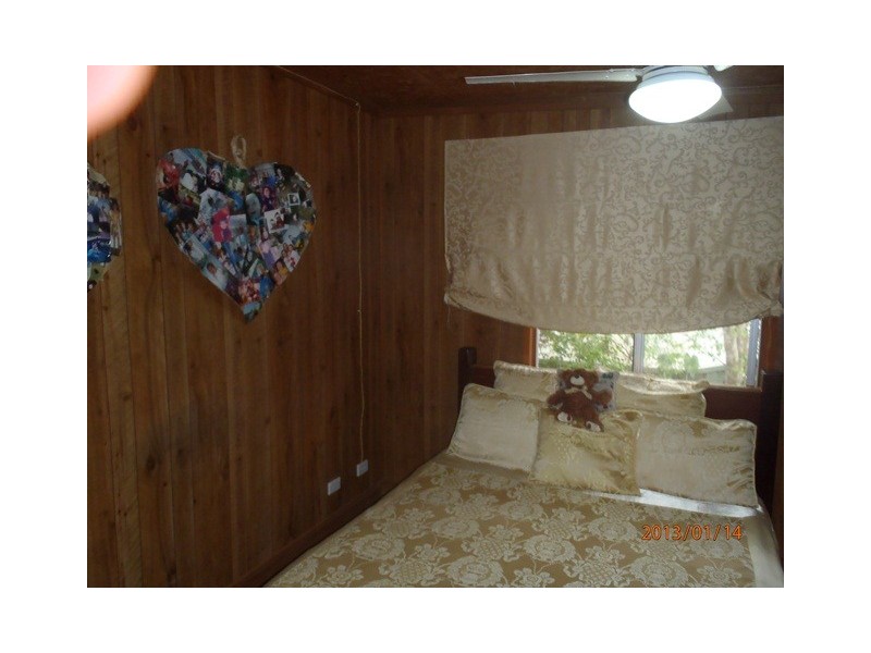 63 Gympie Road, Tin Can Bay QLD 4580