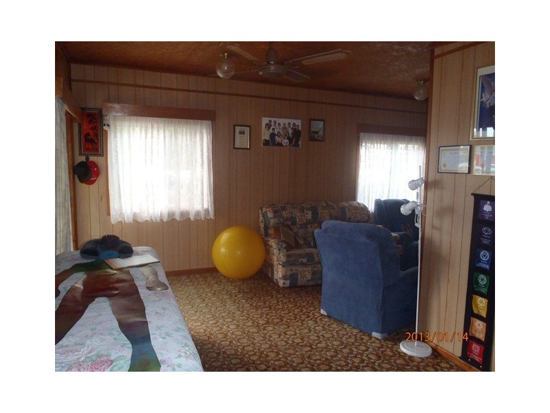 63 Gympie Road, Tin Can Bay QLD 4580