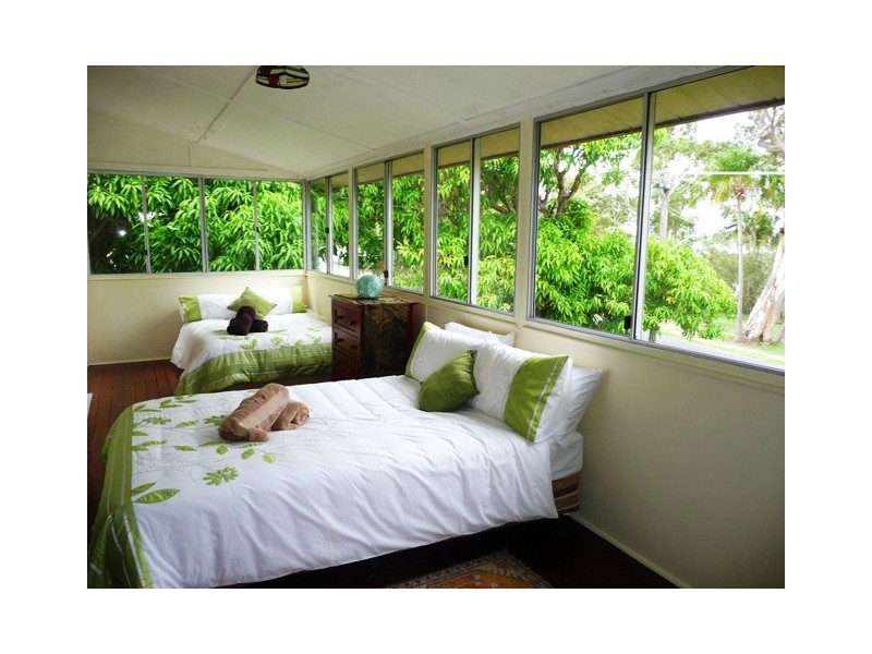 14 Oyster Parade, Tin Can Bay QLD 4580