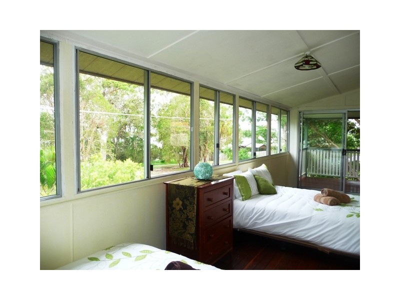 14 Oyster Parade, Tin Can Bay QLD 4580