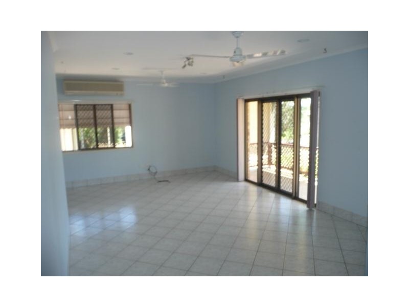 1 Edina Court, Cooloola Cove QLD 4580