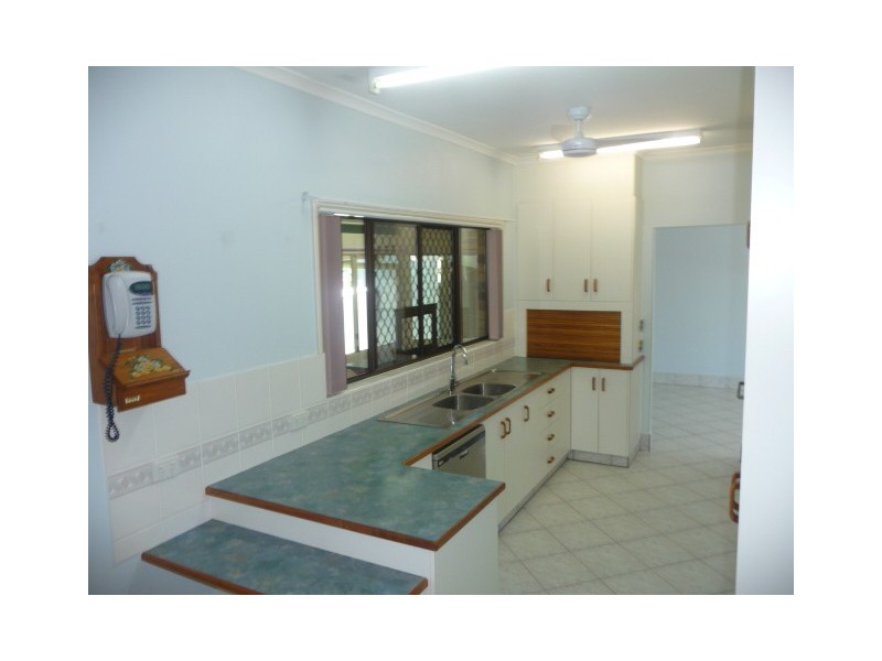 1 Edina Court, Cooloola Cove QLD 4580
