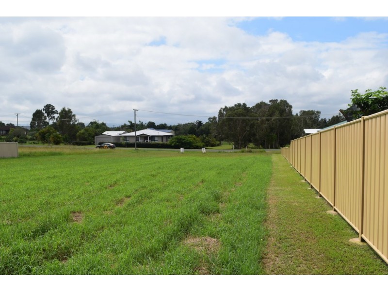 4 Roebuck St, Cooloola Cove QLD 4580