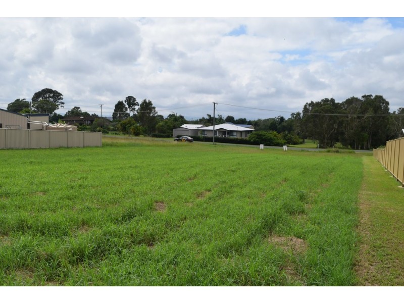 4 Roebuck St, Cooloola Cove QLD 4580