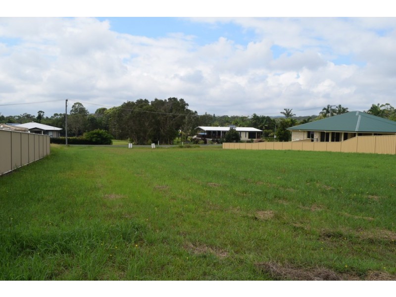 4 Roebuck St, Cooloola Cove QLD 4580