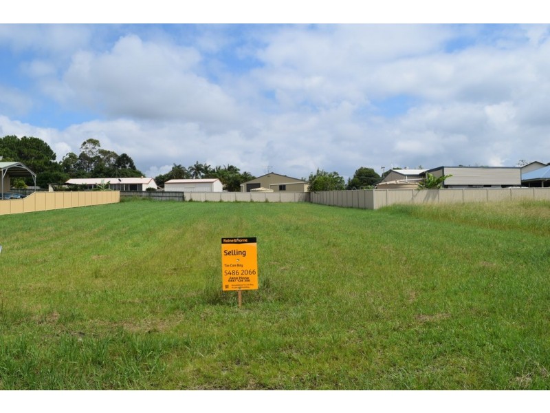 4 Roebuck St, Cooloola Cove QLD 4580