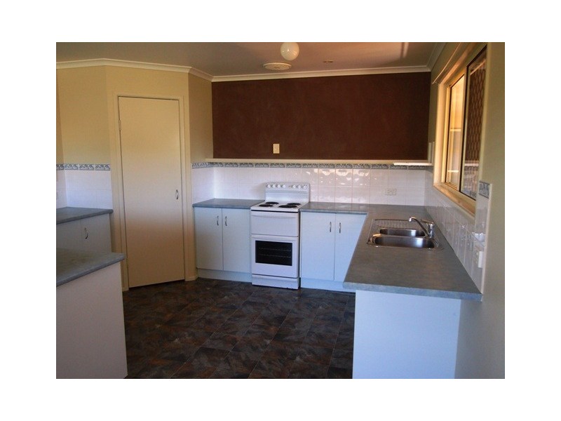 96 Golden Hind Avenue, Cooloola Cove QLD 4580