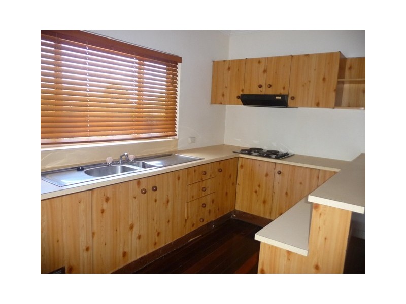 10 Jew Street, Tin Can Bay QLD 4580